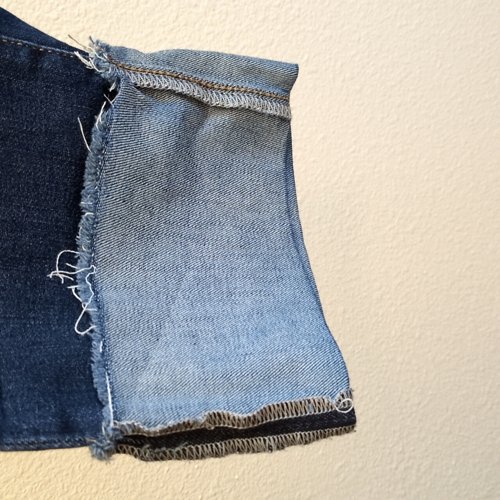 St John's Bay Women's Size 10 Dark Blue Cuffed Jeans - Picture 4 of 8